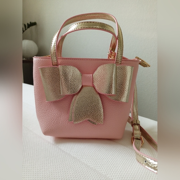 Pink Bag with Bow with Adjustable Detachable Strap - Picture 7 of 7